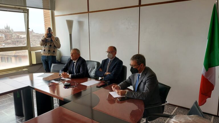Enrico Letta e un 2023 da costruire: “Candidatura larga che parli alla città”