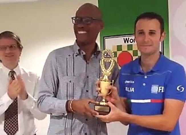 E’ il livornese Matteo Bernini il campione del mondo di dama