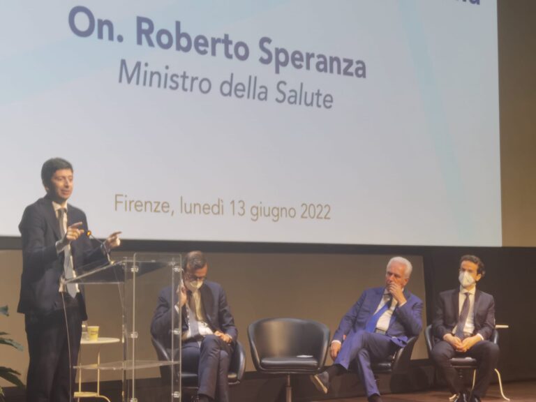 La Toscana chiede più risorse per la sanità, Speranza: “In arrivo un miliardo”