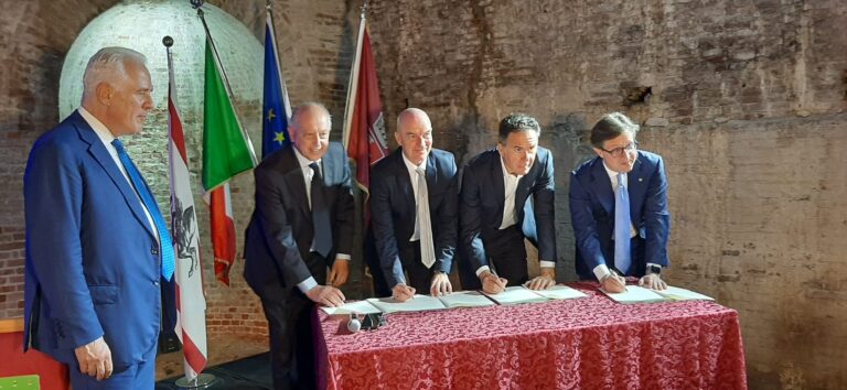Firenze, Livorno, Lucca e Pisa sono più vicine. Firmato il Piano della mobilità sostenibile di area vasta