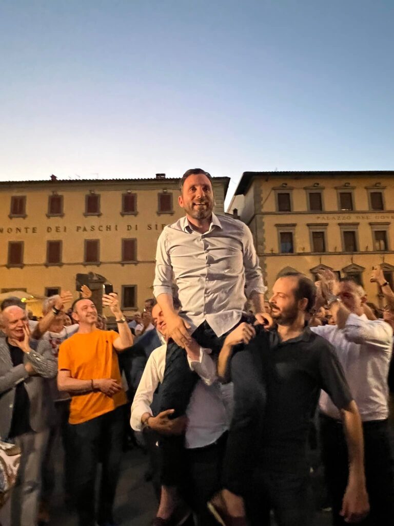Tomasi fa il bis. Con oltre il 50% dei voti si conferma sindaco a Pistoia