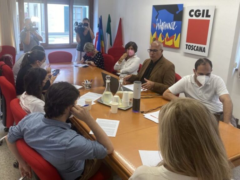In Toscana 600 mila lavoratori poveri: un terzo dei contribuenti con meno di 7 mila euro annui