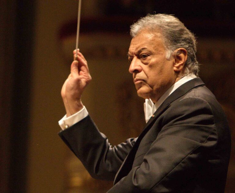 Zubin Mehta e l’omaggio a Ettore Bastianini. La musica accende la Piazza del Campo