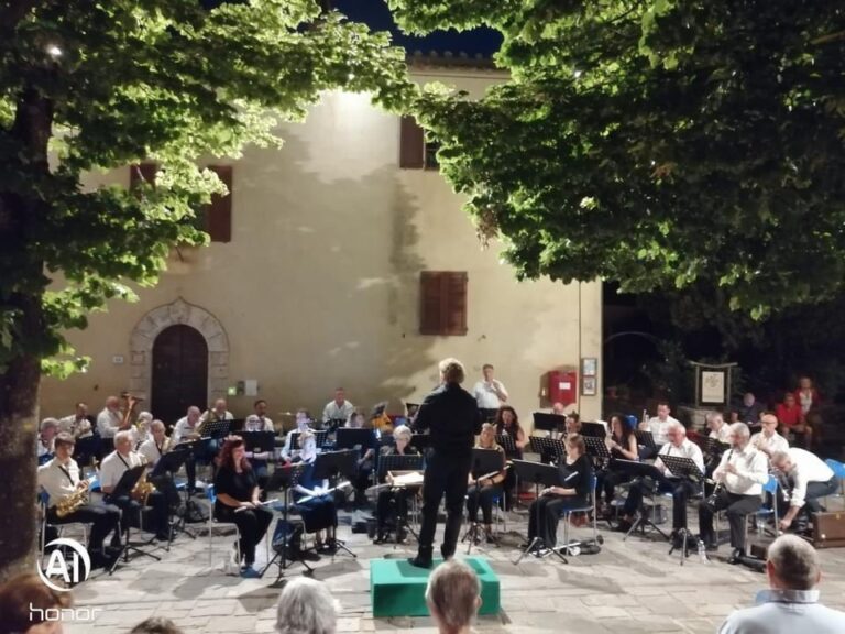 ‘E’ di banda e fuma’. Saletti (Filarmonica San Quirico): Rinnovamento nel segno dei giovani e delle donne