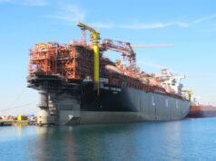 A Snam metà della società che gestisce il rigassificatore di Livorno