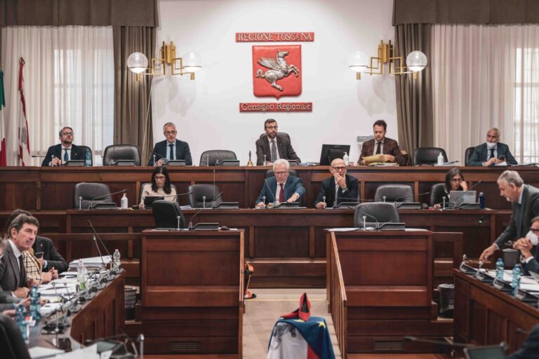 Sfida del Consiglio regionale al caro-energia: risoluzione per le aree interne