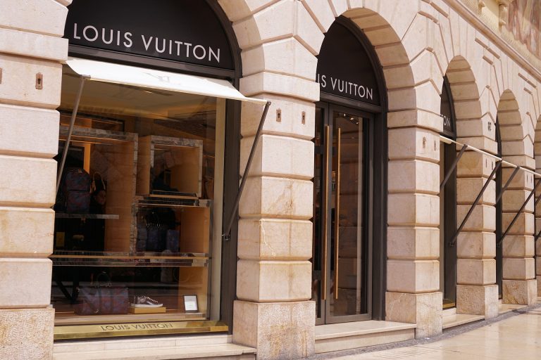 Nuovo atelier Louis Vuitton a Pontassieve, firmata l’intesa