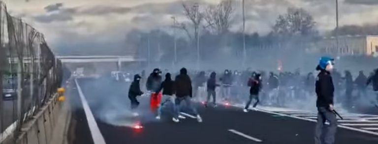 Nove indagati per gli scontri tra tifosi alla stazione di servizio di Badia al Pino