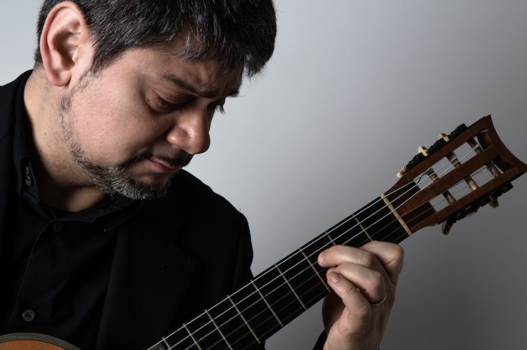 Bach vs Scarlatti. Lezione-concerto di Luigi Attademo alla Scuola di Musica di Fiesole