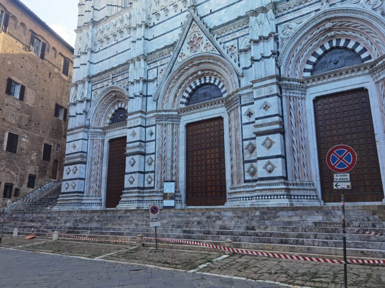 Terremoto, il day-after di Siena: tra nuove scosse e voglia di fuggire