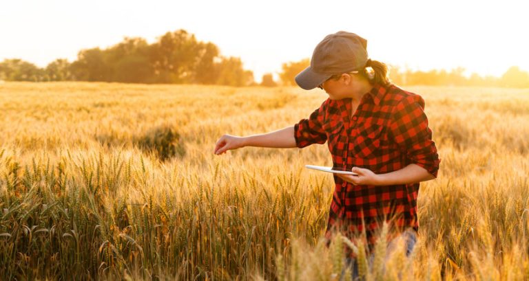 Agricoltura in ‘rosa’. Un terzo delle aziende toscane è guidato da donne