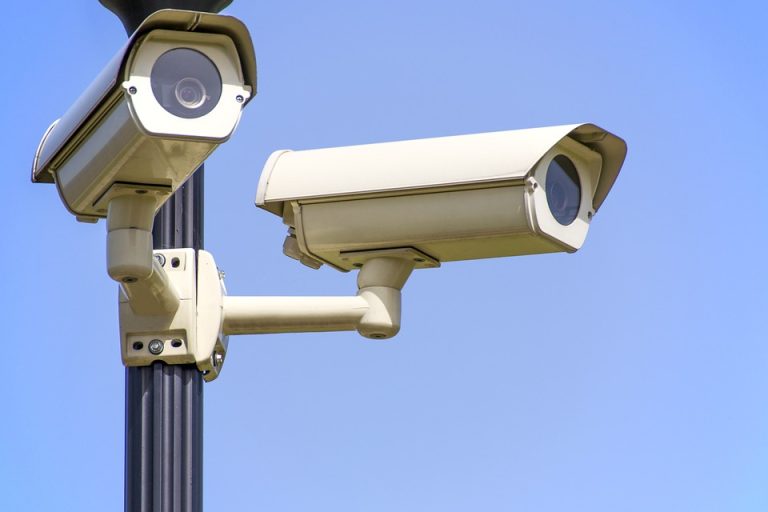 Videosorveglianza in aumento: 192 telecamere in media per città. Il 79% dei Comuni le ha regolamentate