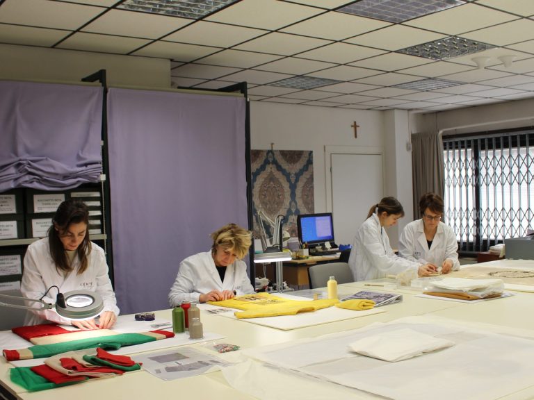La Toscana terza in Italia per numero di imprese del restauro. Il 40 per cento a guida femminile