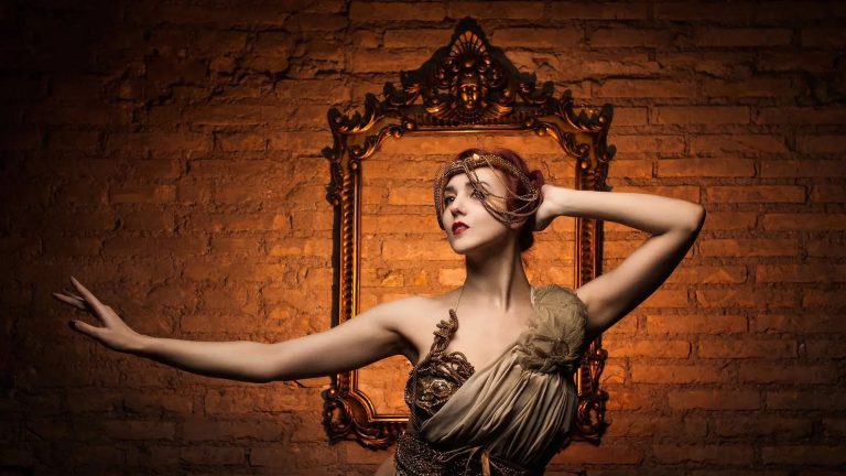 Dammi il tuo ritmo, amore. In scena alla Pergola il ‘Taccuino di un poeta per la danza’ di Davide Rondoni