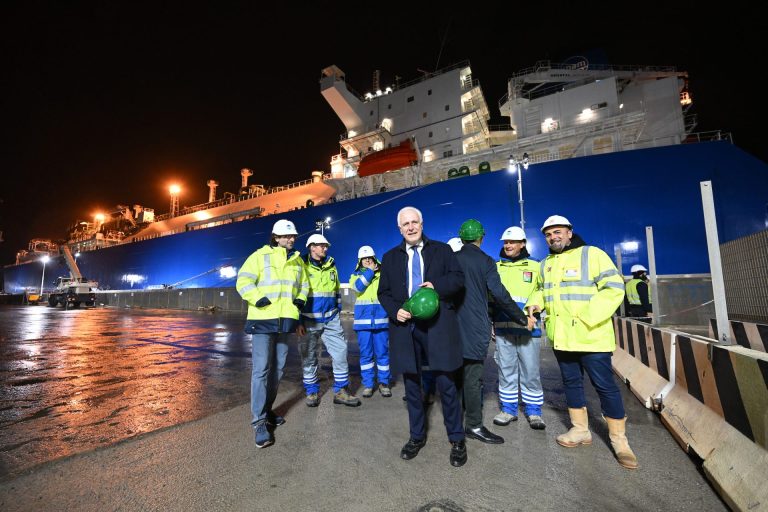 Rigassificatore Piombino. Giani: Si apre la partita per le compensazioni