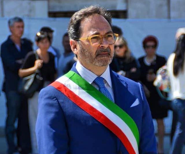 Massa, il bis di Persiani firmato dal centrodestra unito: sconfitto Ricci