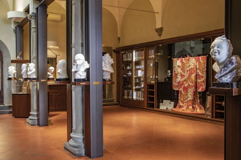 Una finestra sul Giappone. Arte, società e cultura nipponica a Palazzo Coppini