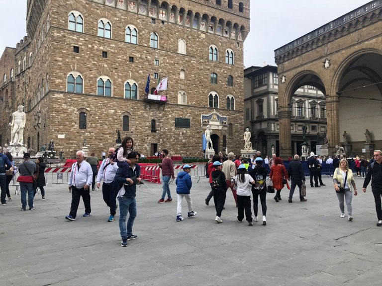 No fly-zone su Firenze per i voli turistici, il sindaco Nardella: “Roma la ha già”
