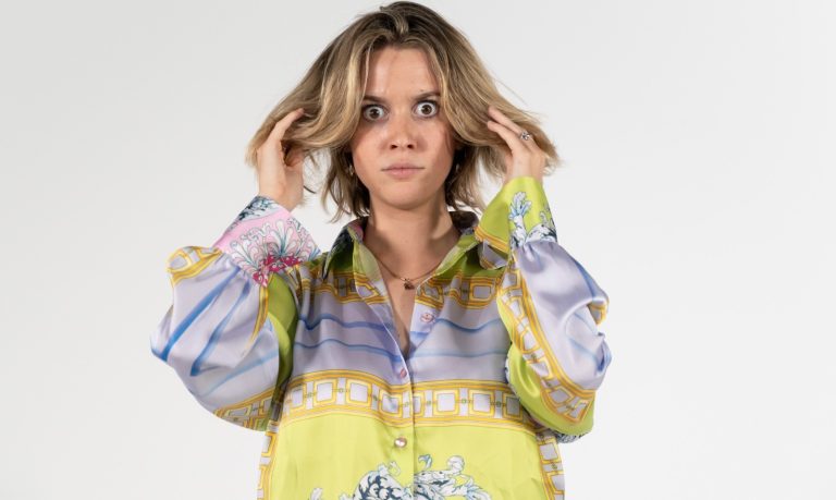 Cono o coppetta? Ginevra Fenyes al Teatro Puccini