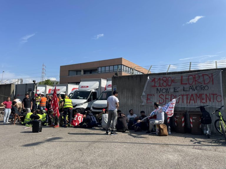 Mondo Convenienza, non c’è l’accordo tra vertici e sindacati