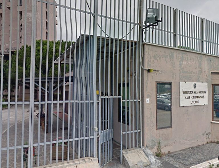 Il carcere a fumetti: i detenuti di Livorno disegnano la vita all’interno