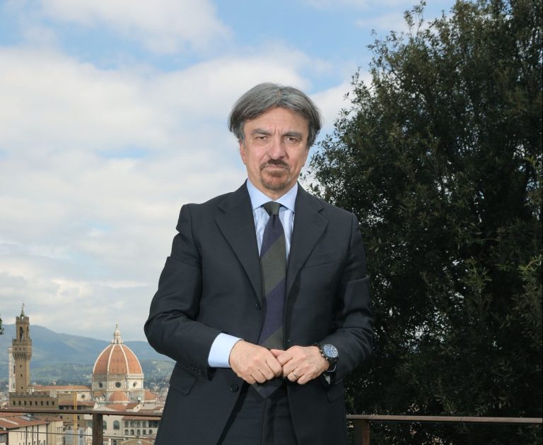 Saldi al via il 6 luglio, in risalita la spesa delle famiglie toscane. Confcommercio: “Non siamo ancora ai livelli pre-covid”