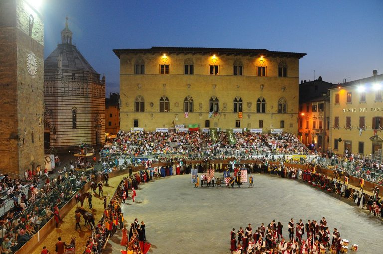 A tutela delle rievocazioni storiche 500mila dalla Regione: 60 la manifestazioni interessate