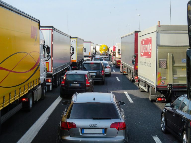 Viabilità, ferragosto rovente: allerta traffico sulle strade italiane