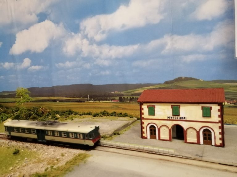Nella mostra del trenino di Volterra entra la stazione ferroviaria di Ponteginori
