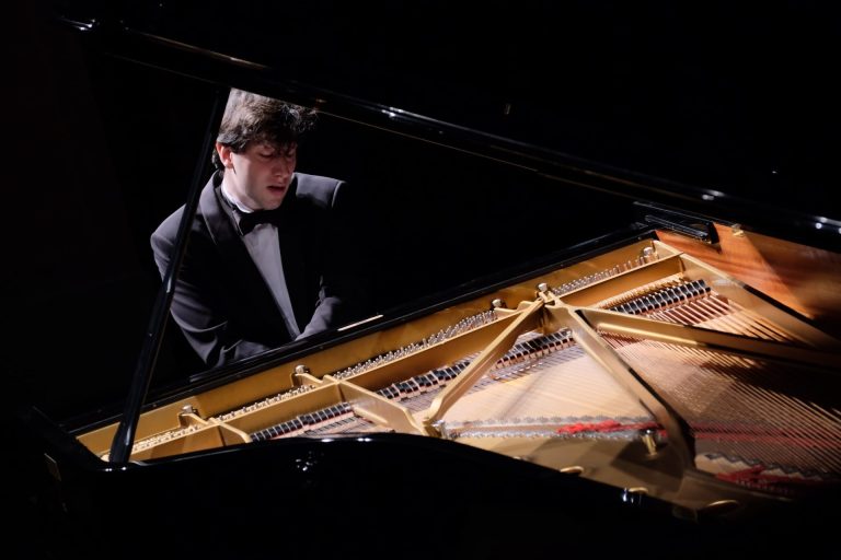 IMOC Festival. Il recital di Davide Ranaldi al pianoforte chiude la rassegna di musica da camera