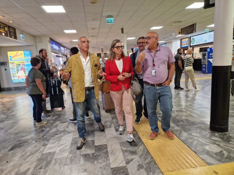 L’accusa di FdI: “All’aeroporto Galilei lavori ancora fermi. Vogliamo garanzie”