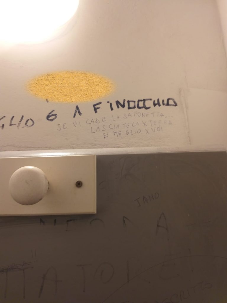 Autolinee Toscane, scritte omofobe e aggressioni verbali contro delegati sindacali
