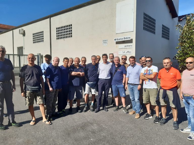 Braccia incrociate al Cartonificio Fiorentino: in ballo 100 lavoratori