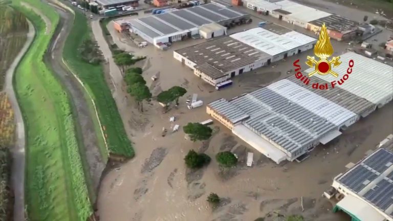 Maltempo, sospese tutte le bollette di acqua, luce e gas agli alluvionati