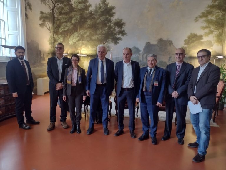 Dall’Ucraina uno spiraglio per Piombino: progetto da 2,2 miliardi per rilanciare il polo siderurgico