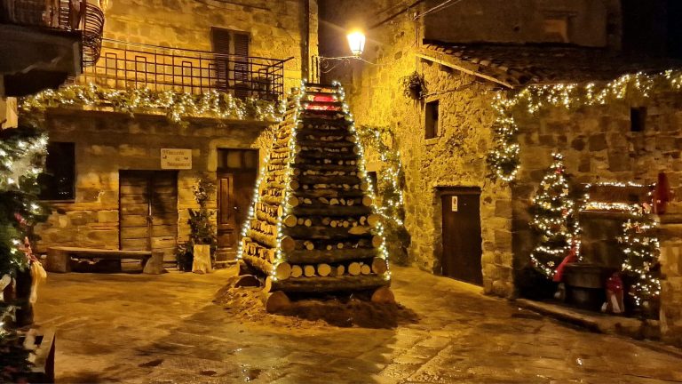 Sul Monte Amiata, a Natale, rivive la tradizione millenaria delle ‘Fiaccole’