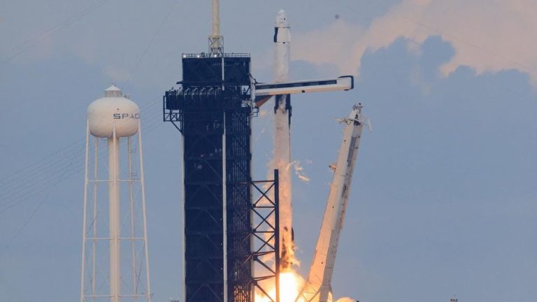 Il pilota dell’Aeronatuica Villadei a capo della missione spaziale Ax-3: il 17 gennaio la partenza