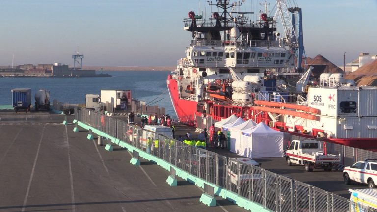 A Livorno 71 migranti. Il sindaco: “Manca politica dopo lo sbarco”