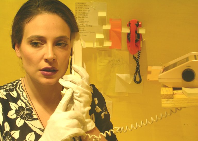 Donne da ricordare. Angela Antonini porta a teatro le “Mujeres” di Eduardo Galeano