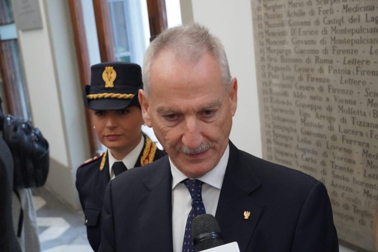 Sicurezza, il Pd chiede la testa del questore di Firenze. Muro del centrodestra: “Nardella si assuma le responsabilità”
