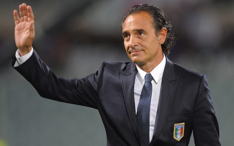Firenze, i residenti contro Cesare Prandelli: il 17 aprile udienza al Tar per il cancello della villa dell’ex allenatore viola