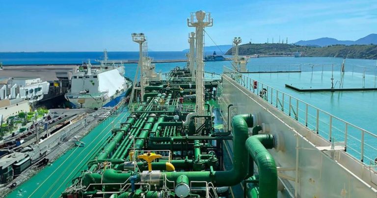 Il rigassificatore di Piombino diventa italiano: cambiato il nome. Si chiamerà Italis Lng