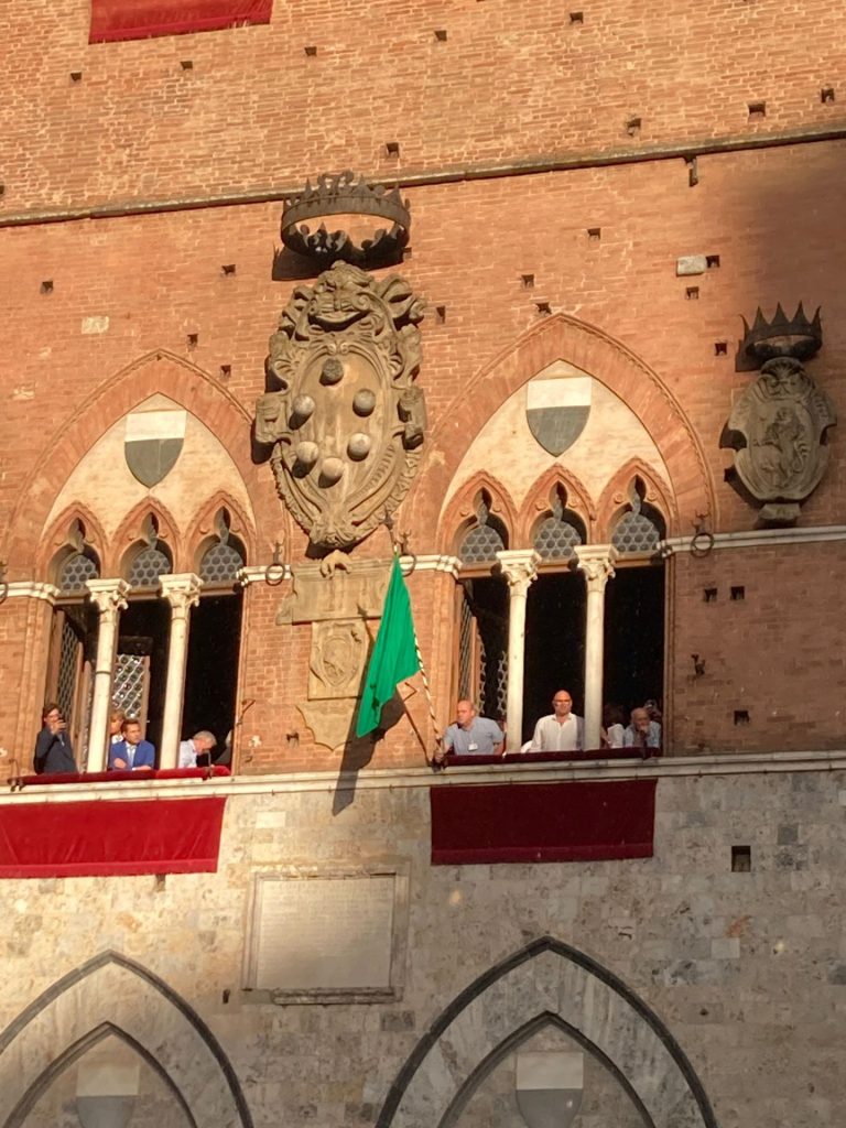 Palio di Siena. La pioggia ferma ancora la Carriera di luglio. Nuovo rinvio
