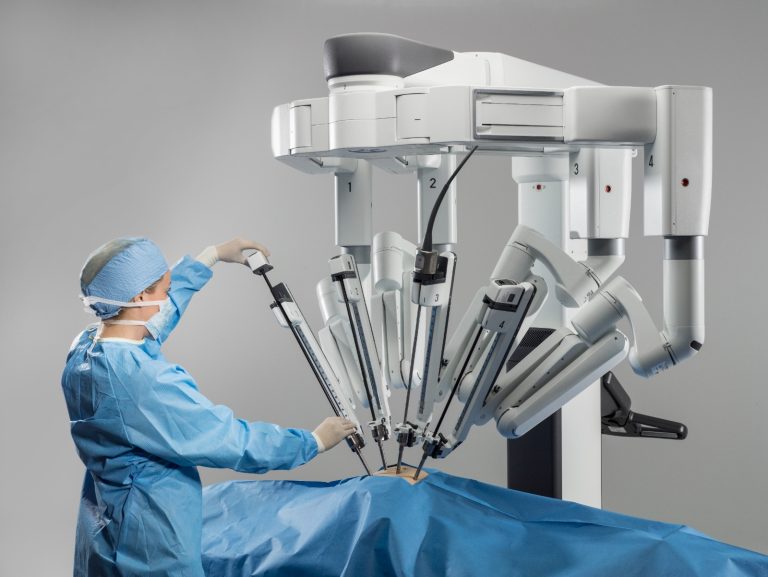 Dal 2 settembre in servizio il tredicesimo robot chirurgico nelle Asl toscane: sarà utilizzato in urologia