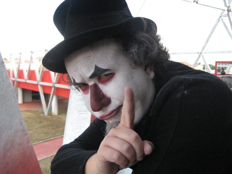 Opzioni di un clown. La nuova produzione di Guascone Teatro nella notte di San Lorenzo