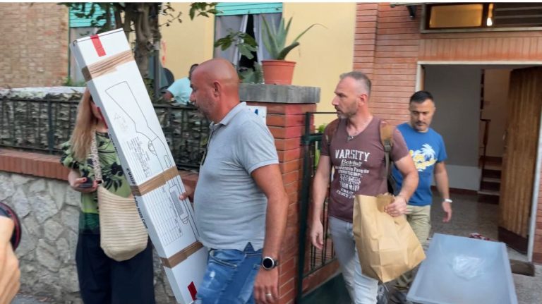 Siena, il compagno della 33enne uccisa accusato di omicidio doloso: dall’autopsia altre risposte