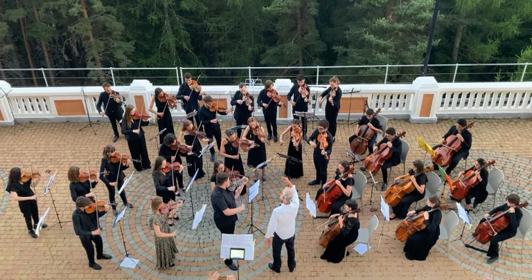 NEM. A Villa Bardini musicisti e strumentisti protagonisti del concerto “Xenia And Friends”