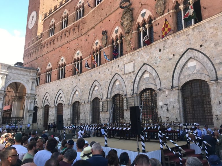 Palio di Siena. La sorte bacia la Contrada della Selva. Esultano anche Valdimontone, Oca e Istrice