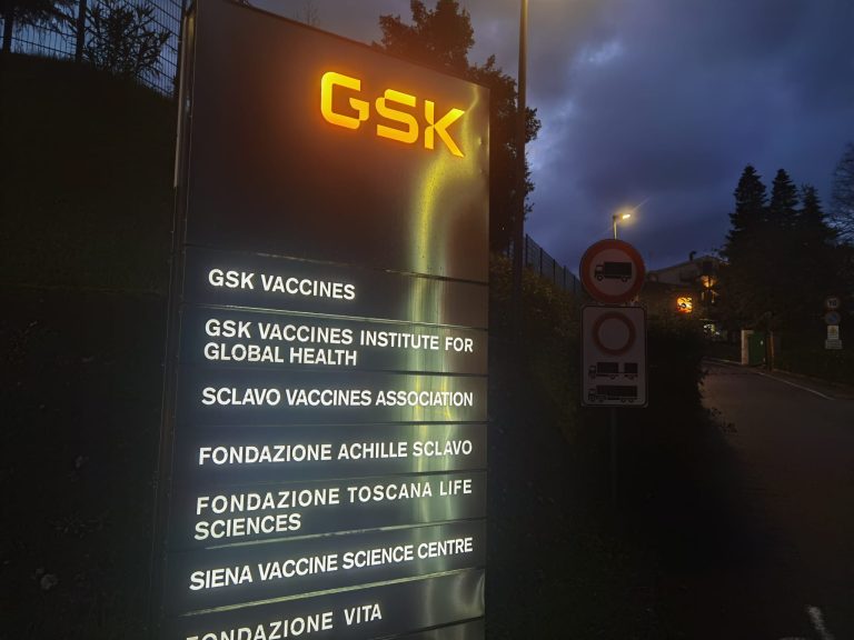 GSK presenta in Regione Toscana un piano industriale da 262 milioni: crescita produttiva e zero licenziamenti