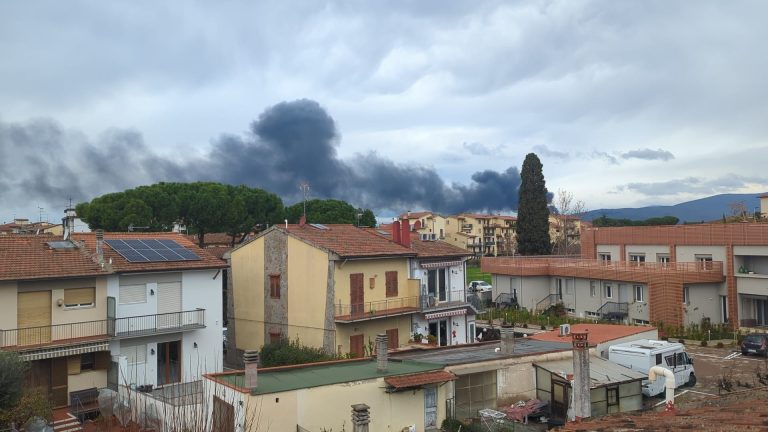Esplosione Calenzano. Torna regolare la circolazione dei treni sulla Firenze-Bologna e sulla Firenze-Viareggio